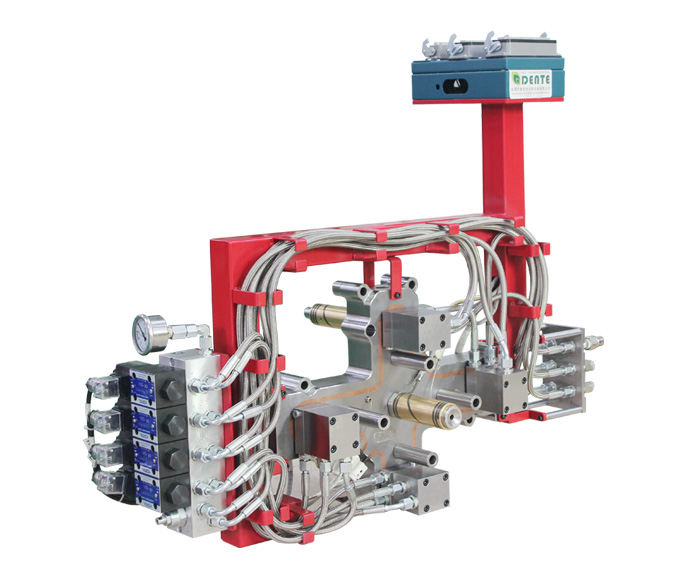 1出4汽車(chē)模整體式熱流道系統(tǒng)（油缸）